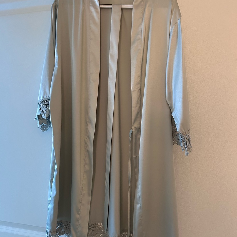 Lace Trim Robe - Sage
